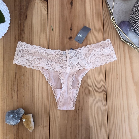 Two Lace Panties from Aerie - Picture 5 of 7
